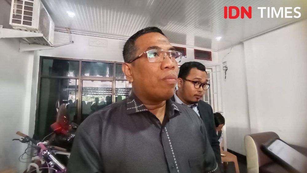 Kuasa hukum pihak mengaku ahli waris lahan SD Negeri Pajjaiang Makassar, Munir Mangkana, Rabu (17/7/2024). IDN Times/Ashrawi Muin