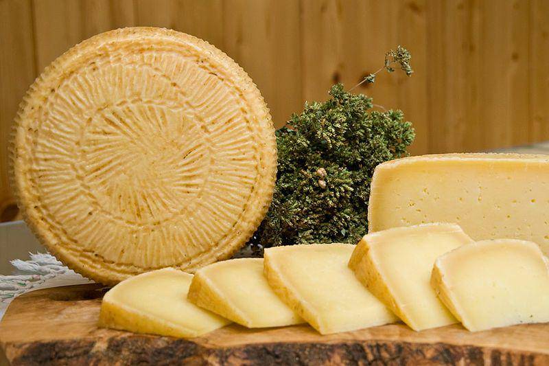 Pecorino (commons.wikimedia.org/Rlucia)