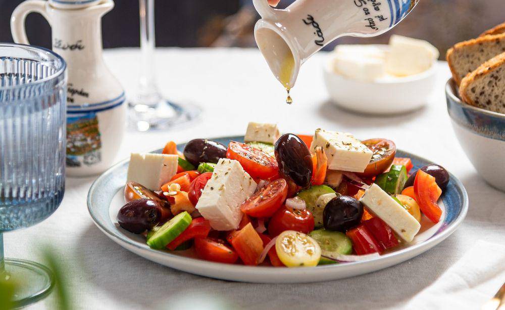 ilustrasi salad buah bumbu kecap asin (pixabay.com/Galina Afanaseva)