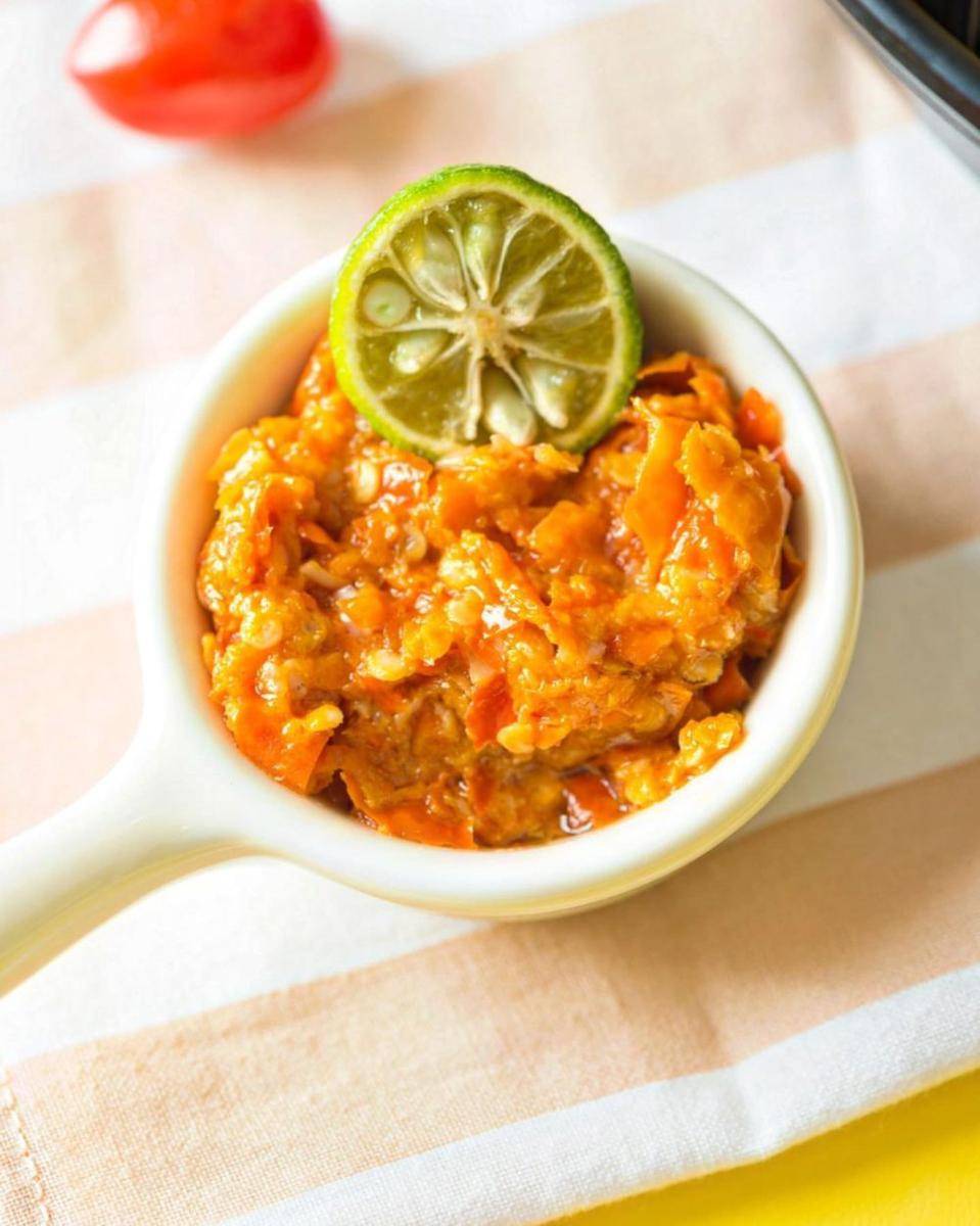 sambal bawang (instagram.com/christabellenanetta)