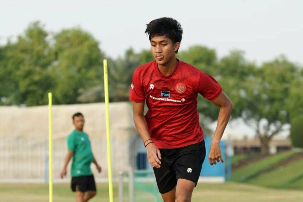 Pemain muda PSM Makassar, Sulthan Zaky, saat jalani pemusatan latihan Timnas Indonesia U-20 pada April 2024. (Instagram.com/psm_makassar)