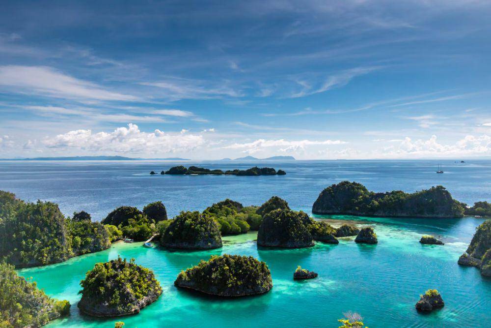 Raja Ampat (unsplash.com/sutirta budiman)