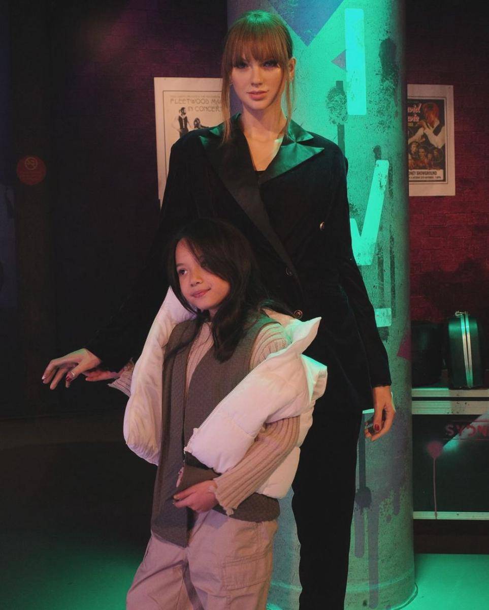potret Gading, Gisel, dan Gempi di Madame Tussauds, Australia (instagram.com/gisel_la)