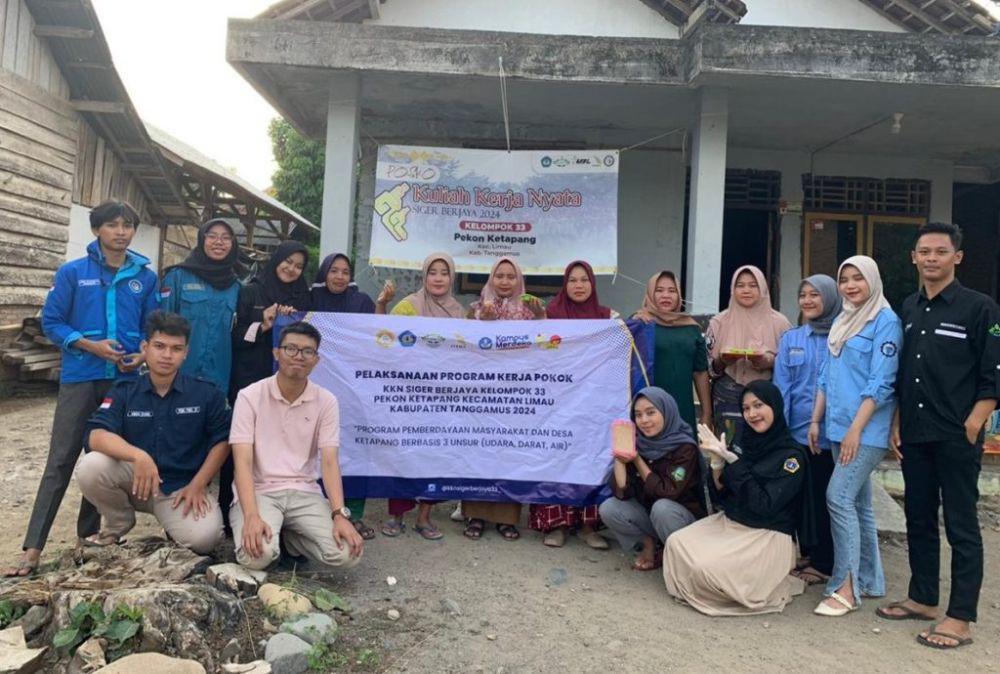 Tim KKN Siger Berjaya Lampung, Olah Minyak Jelantah jadi Aromaterapi