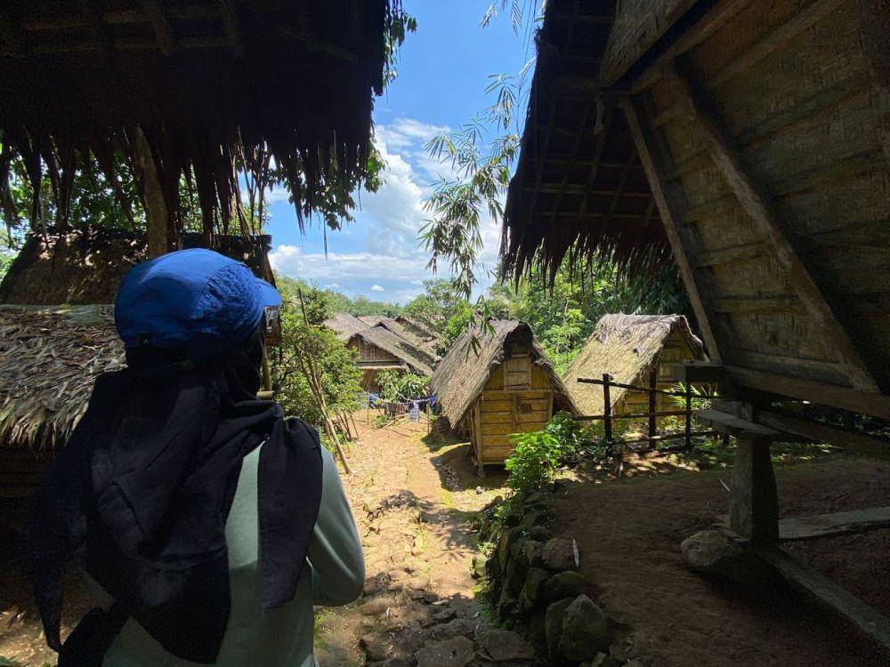 Ilustasi wisata ke Baduy (googlereview/dewikartini)