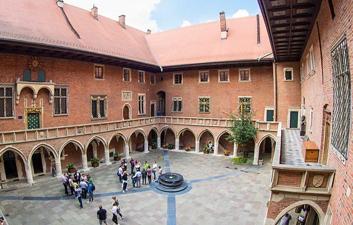 Jagiellonian University (commons.wikimedia.org/Robert Rachwal)