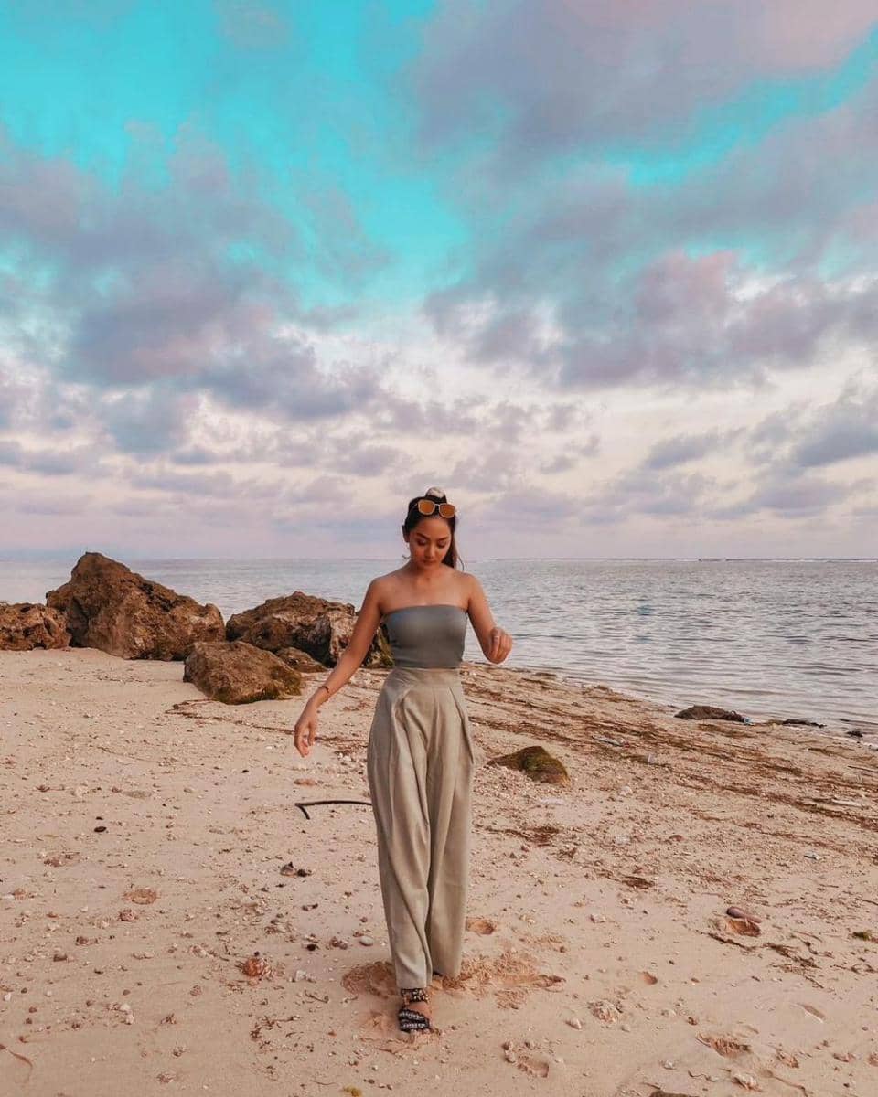 inspirasi outfit earth tone ala Jasmine Nadiko (instagram.com/jasminenadiko)