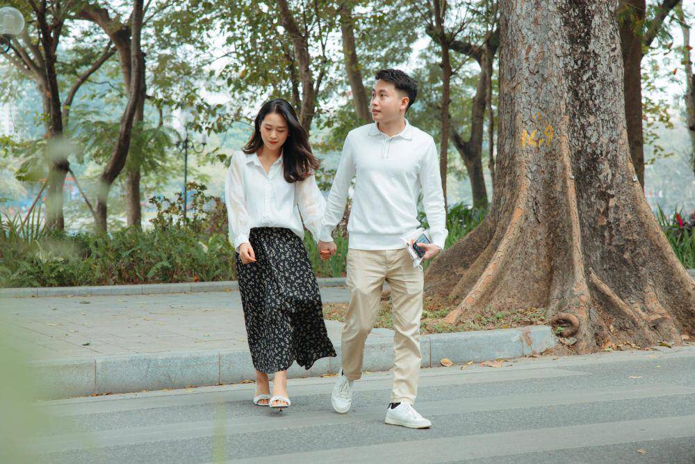 potret pasangan menghabiskan waktu bersama (pexels.com/HONG SON)