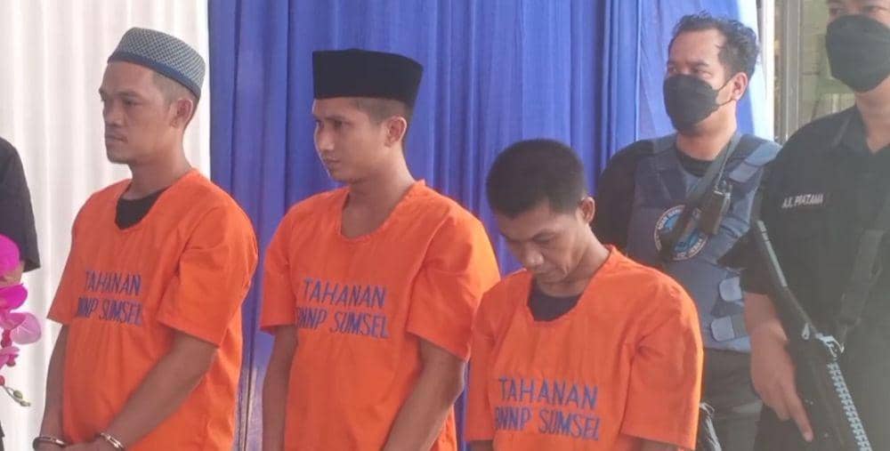 Ketiga tersangka jaringan bandar narkotika di Palembang (Dok: istimewa)