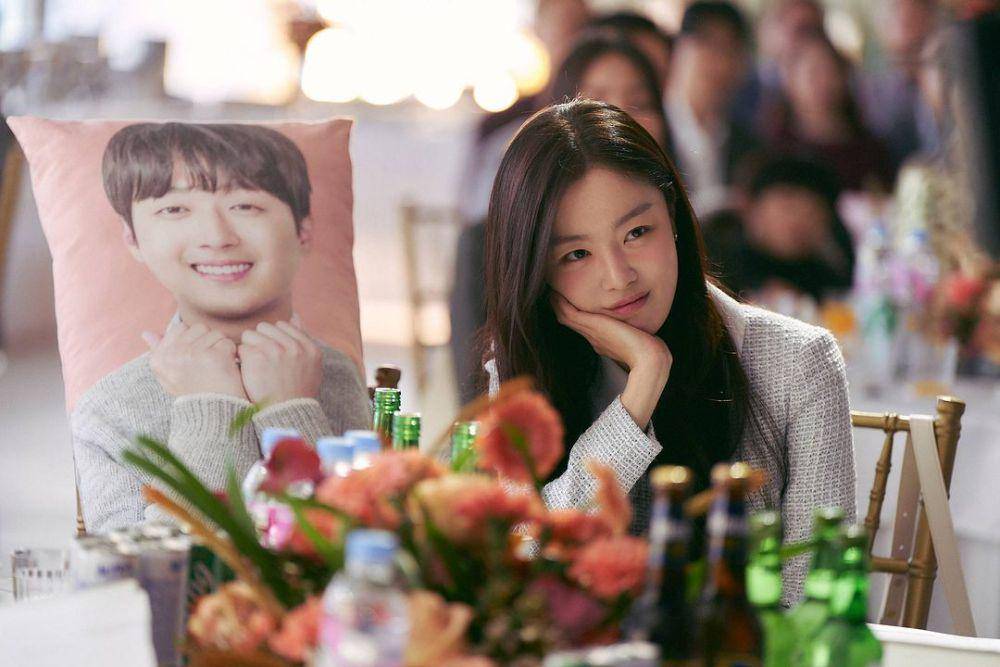 cuplikan Han Sun Hwa di film Pilot (instagram.com/lotteent.movie)