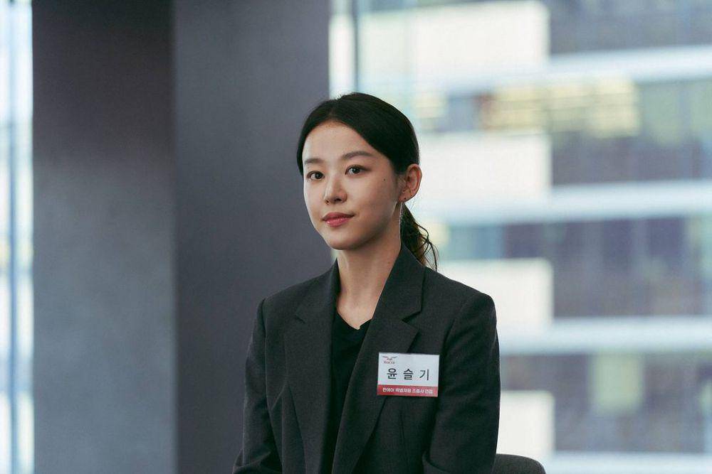cuplikan Lee Ju Myoung di film Pilot (instagram.com/lotteent.movie)