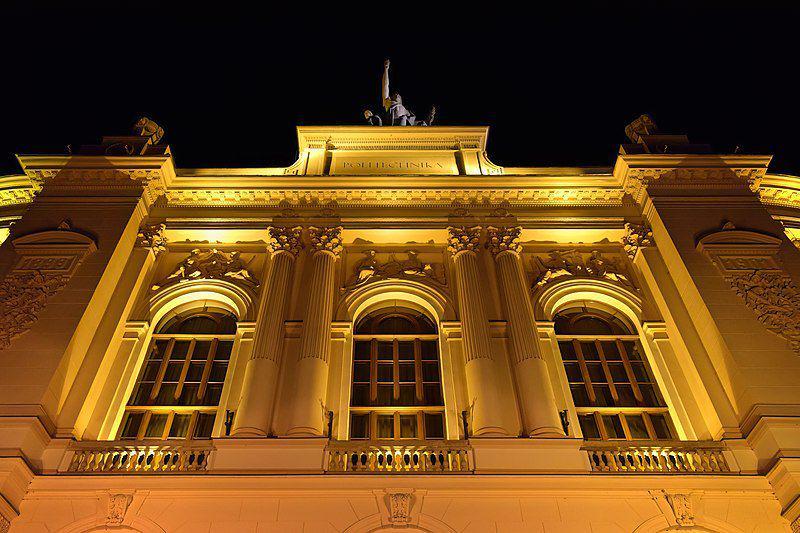 University of Warsaw (commons.wikimedia.org/Radomianin)