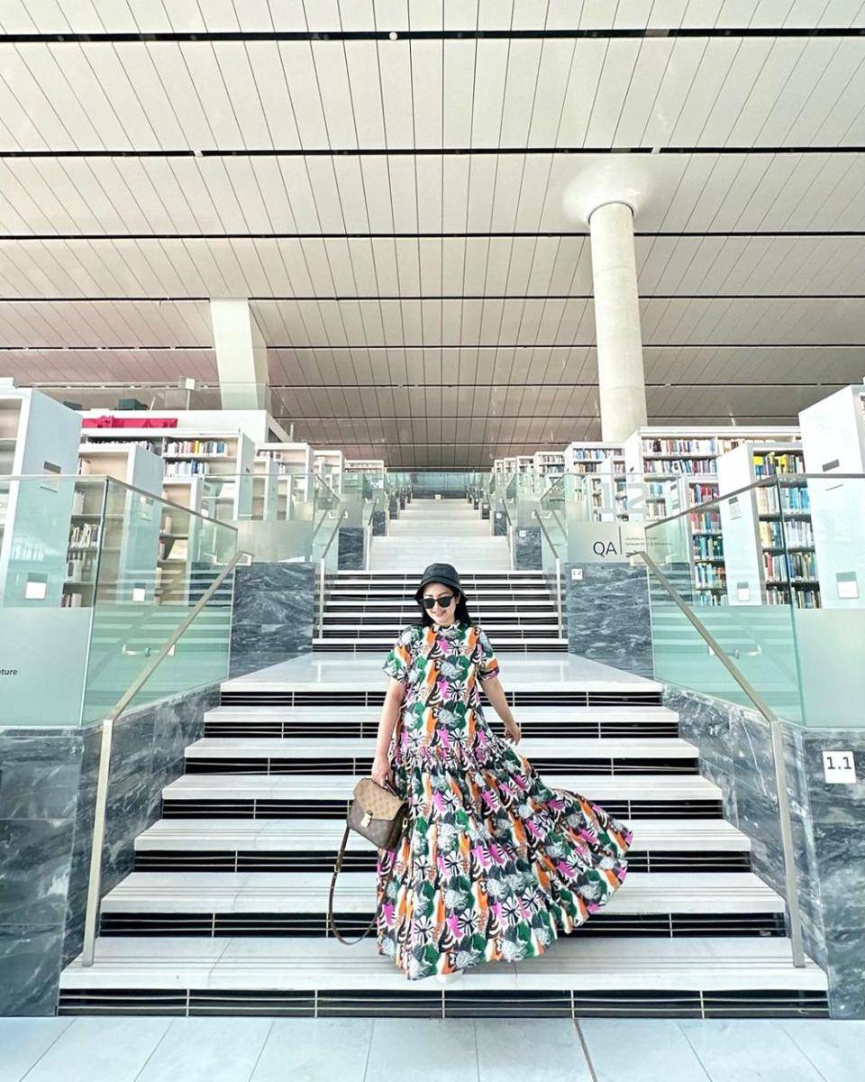 potret Fitri Carlina di Qatar National Library (instagram.com/fitricarlina)