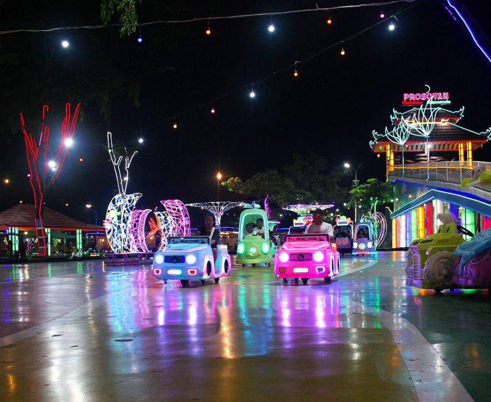 Rainbow Alamanda (instagram.com/rainbowvillage_)