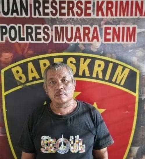 (Tersangka penyelundupan 10 Ribu Liter Minyak Olahan ke Muara Enim ) IDN Times/istimewa