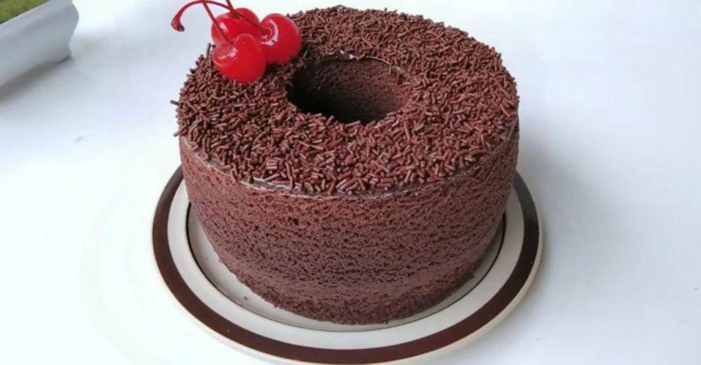 Resep Bolu Kukus Cokelat 2 Telur yang Rasanya Nyokelat Abis