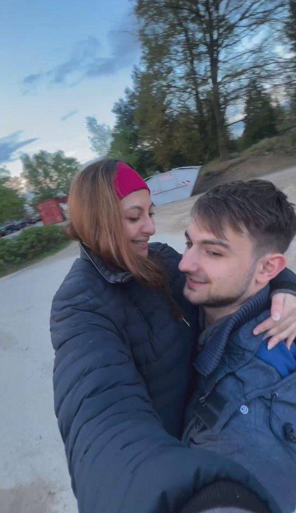 potret Sarah Keihl umumkan kehamilan (instagram.com/sarahkeihl)