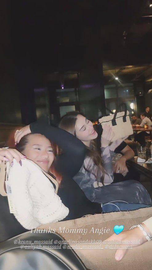 kumpul keluarga Aaliyah Massaid (Instagram.com/angelinasondakh09)