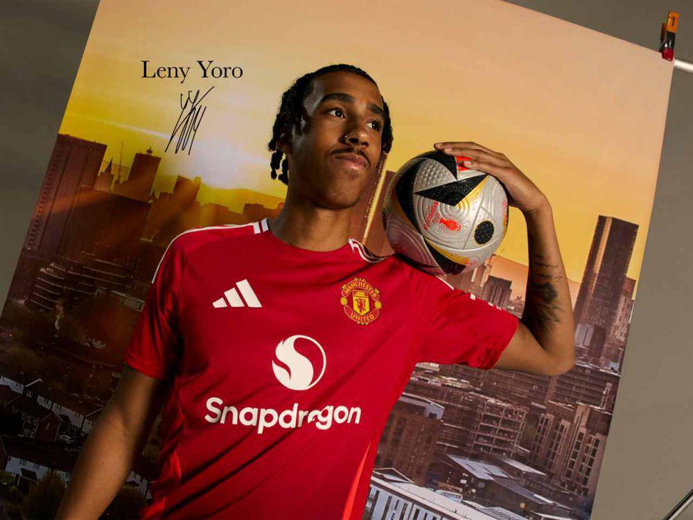 5 Bek Termahal yang Pernah Direkrut Manchester United, Yoro Terbaru!