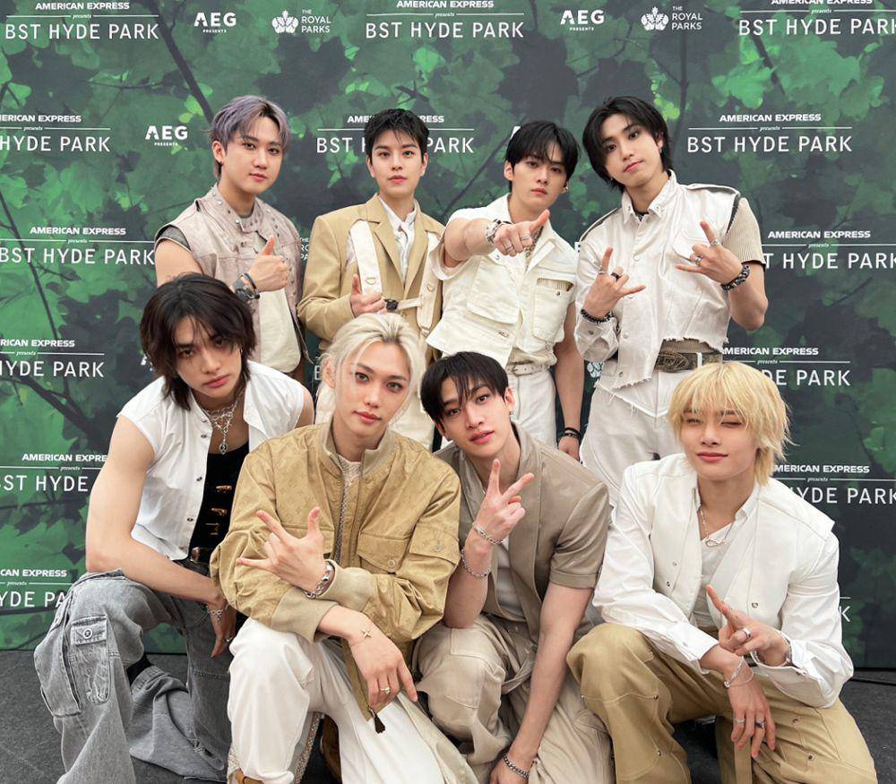 Stray Kids (x.com/Stray_Kids)