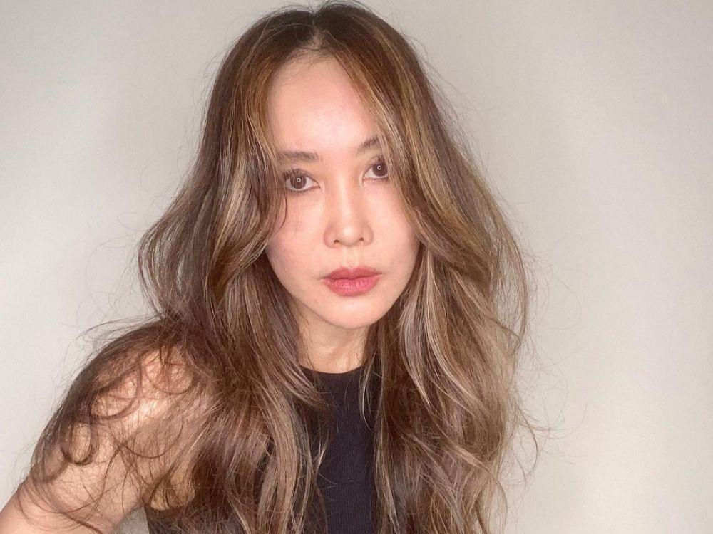 Ina Thomas Sukses Oplas, Ini 7 Potretnya yang Makin Fresh