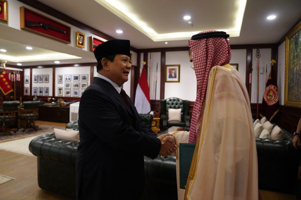 Bertemu Dubes Faisal, Prabowo Diundang Putra Mahkota ke Arab Saudi