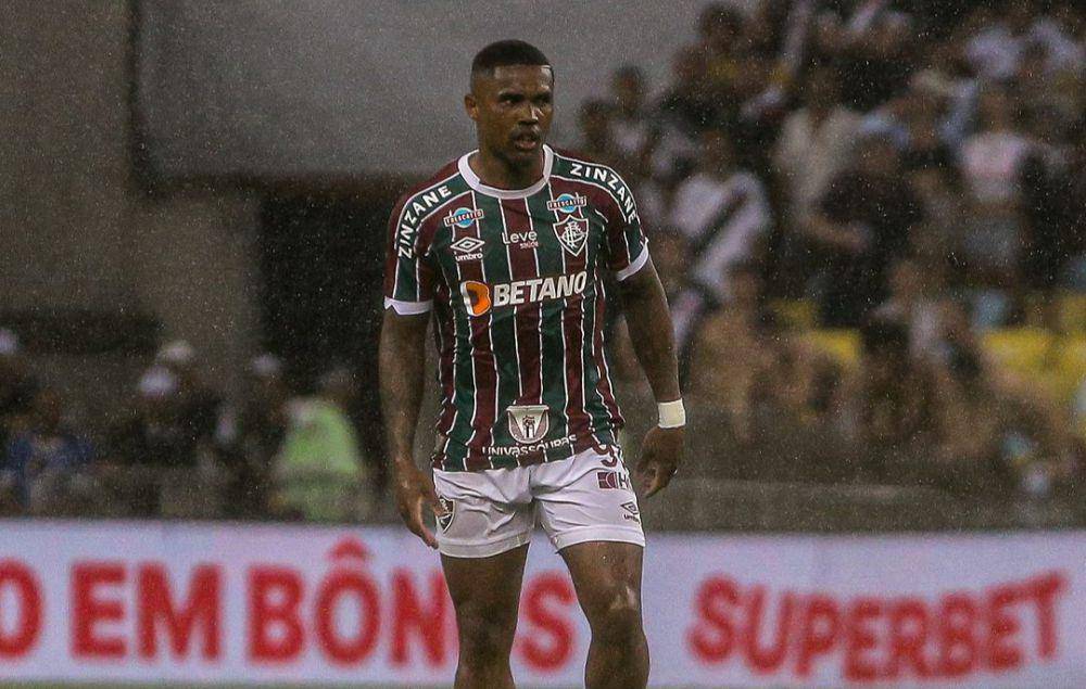 Douglas Costa (instagram.com/douglascosta)