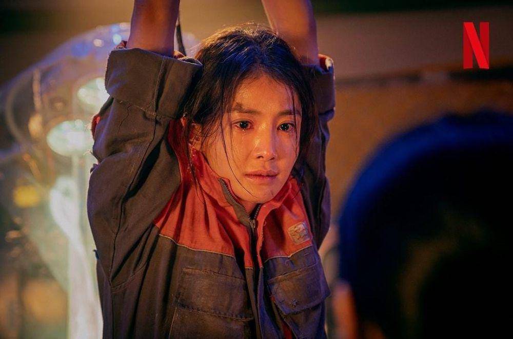 Lee Si Young di drama Sweet Home Season 3 (instagram.com/netflixkr)