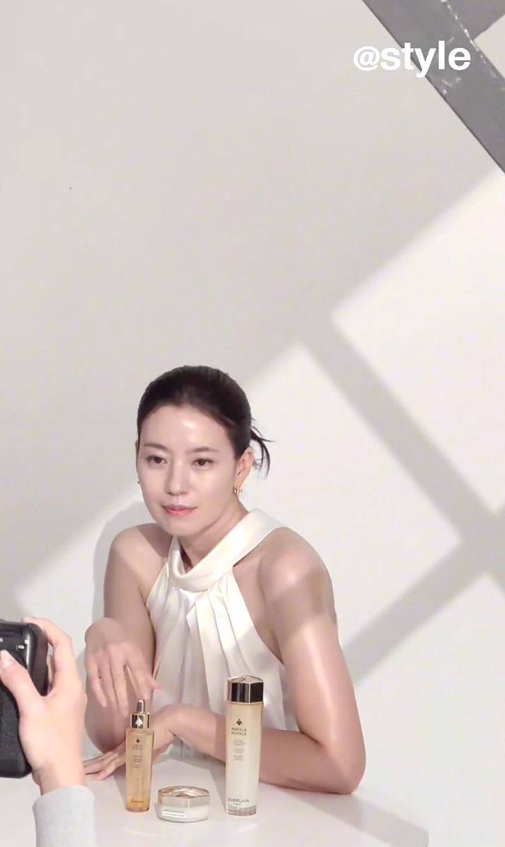 potret terbaru Shim Hye Jin (instagram.com/atstar1_)