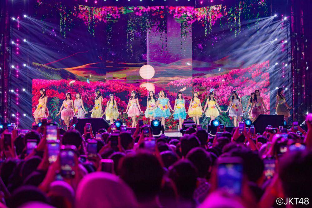 Member JKT48 (x.com/officialjkt48)