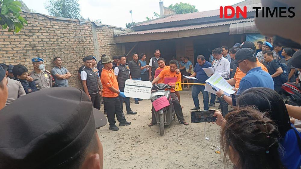 Sudah Sore, Rekonstruksi di Rumah Wartawan Karo Belum Dimulai