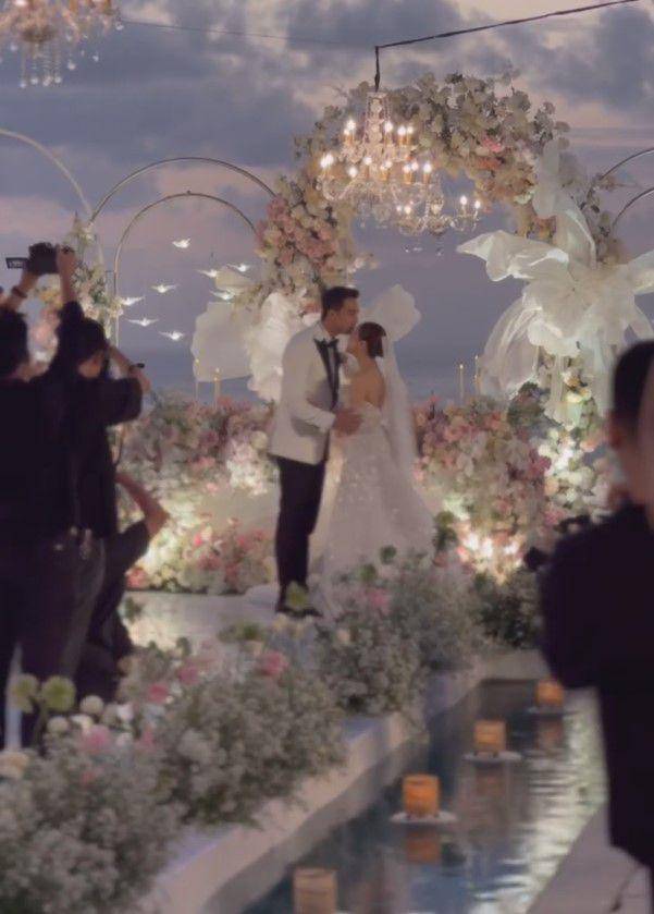 potret resepsi Salshabilla Adriani di Bali (instagram.com/megandomani1410)