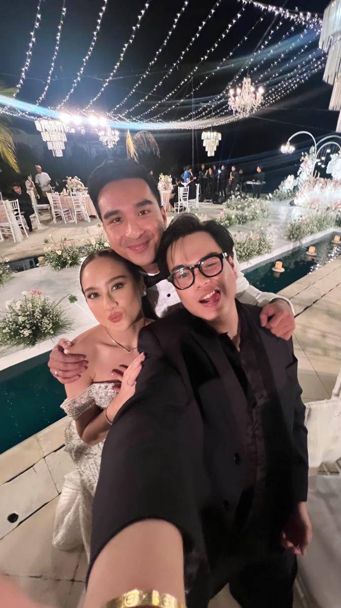 potret tamu artis di resepsi pernikahan Salshabilla Adriani (instagram.com/jejesoekarno)