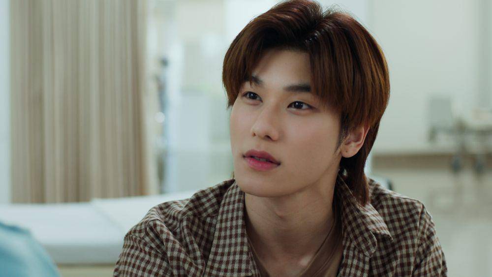 Offroad Kantapon dalam cuplikan Century Of Love. (x.com/OPENLABEL_TH)