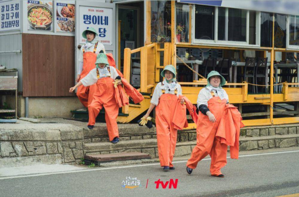 cuplikan Fresh Off The Sea (dok.tvn/Fresh Off The Sea)