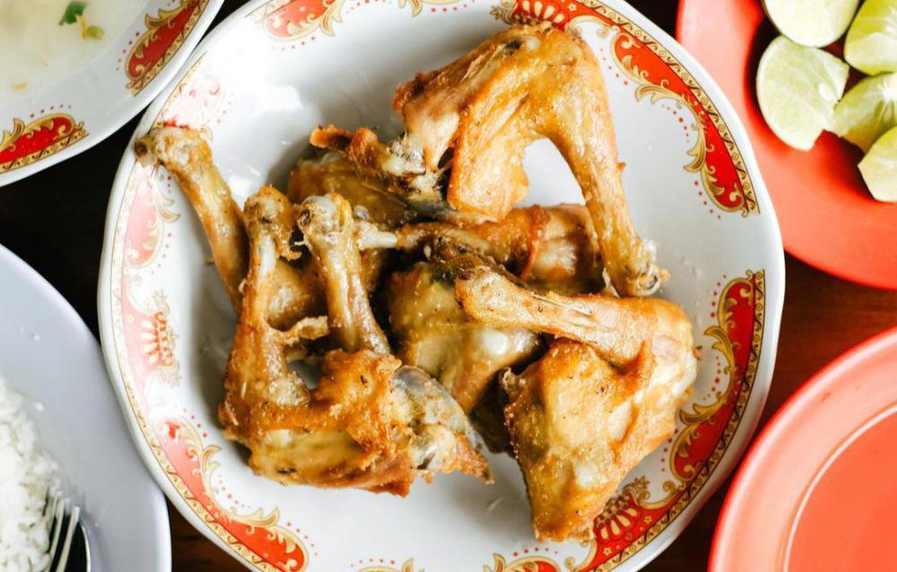 Resep Ayam Goreng Banjar, Pakai Ayam Kampung Lebih Lezat!