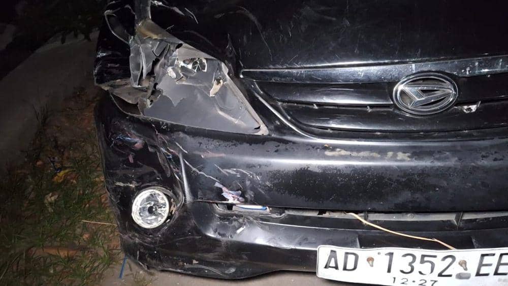 Mobil Daihatsu Xenia berwarna hitam dengan nomor polisi AD 1352 EE itu ditemukan sejak Jumat (19/07/1024. IDN Times/ Riyanto.