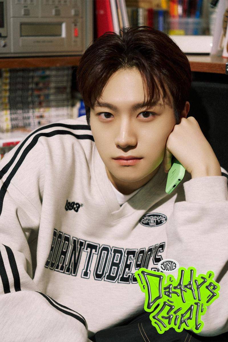 Siwoo (twitter.com/JUSTB_Official)