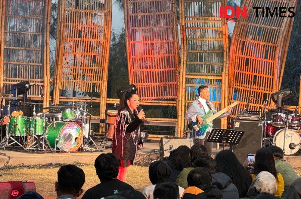 momen seru Jazz Gunung Bromo 2024 pada Sabtu (20/7/2024) (IDN Times/Elizabeth Chiquita)