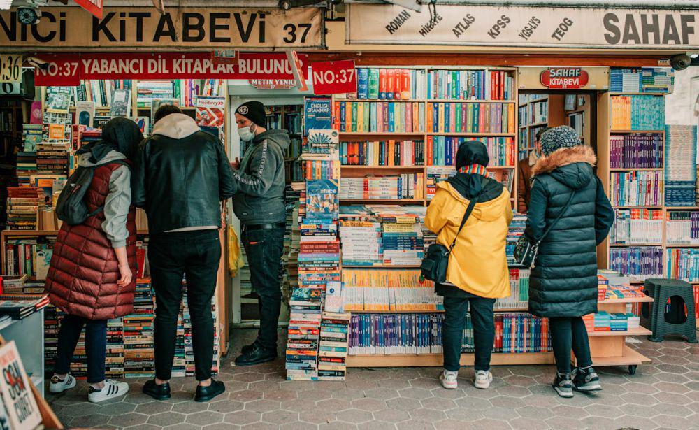 5 Cara Efektif Berhenti Beli Buku Bajakan