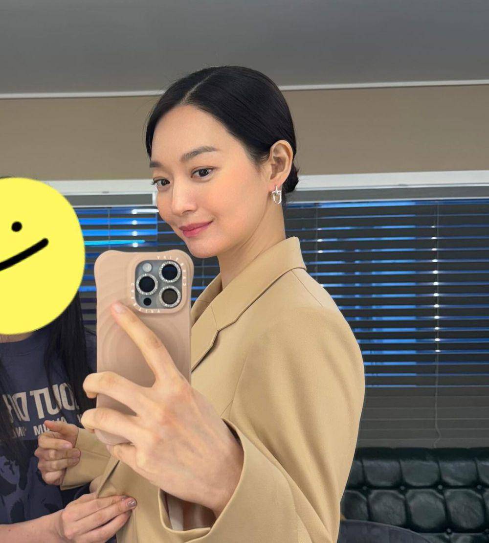 potret Shin Min Ah (instagram.com/illusomina)