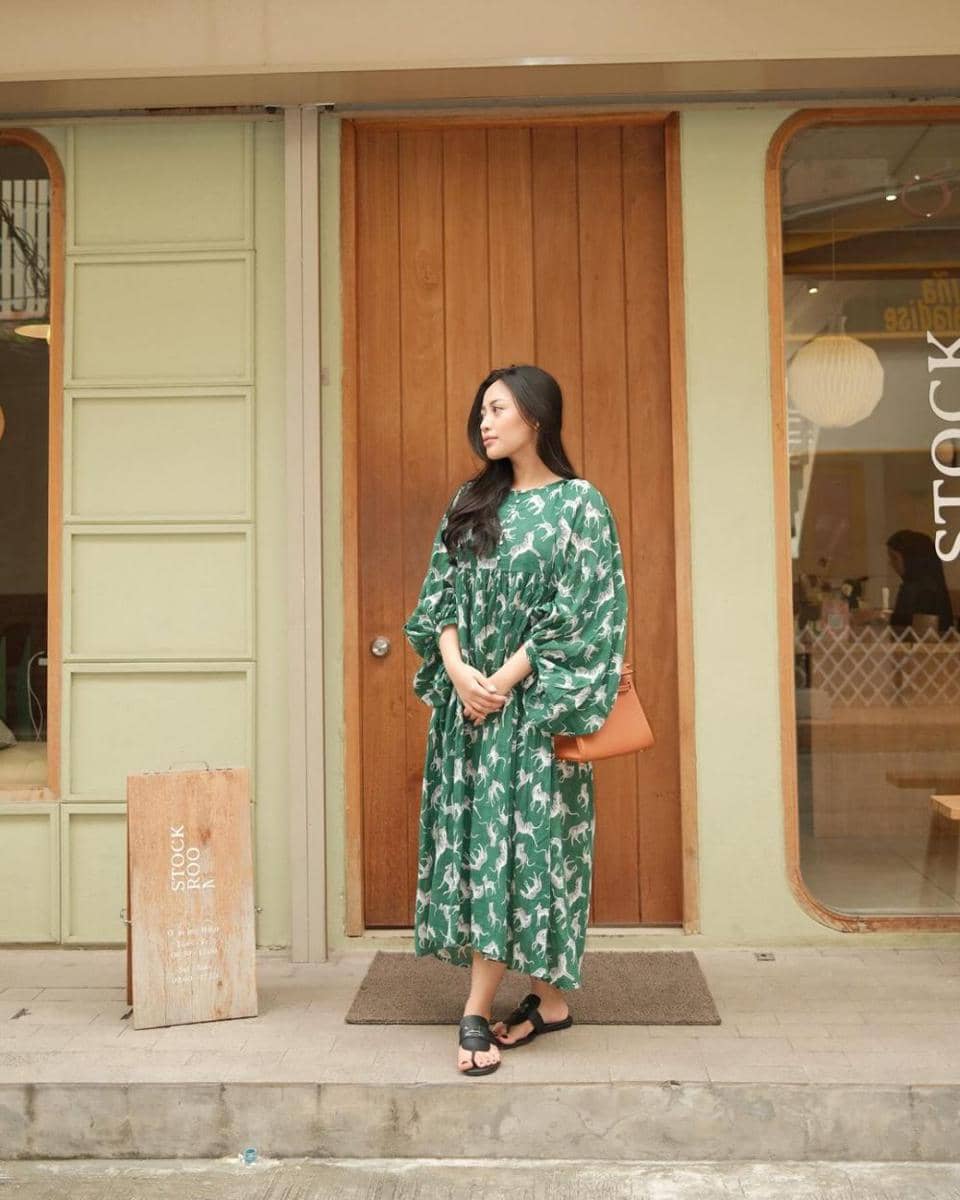 outfit Rachel Vennya (instagram.com/rachelvennya)