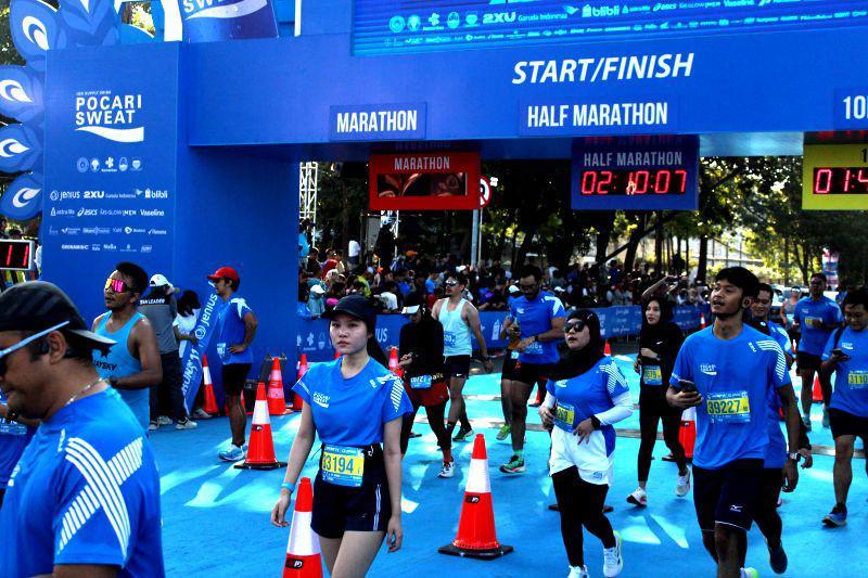 42 Ribu Peserta Ramaikan Pocari Run 2024 di Kota Bandung