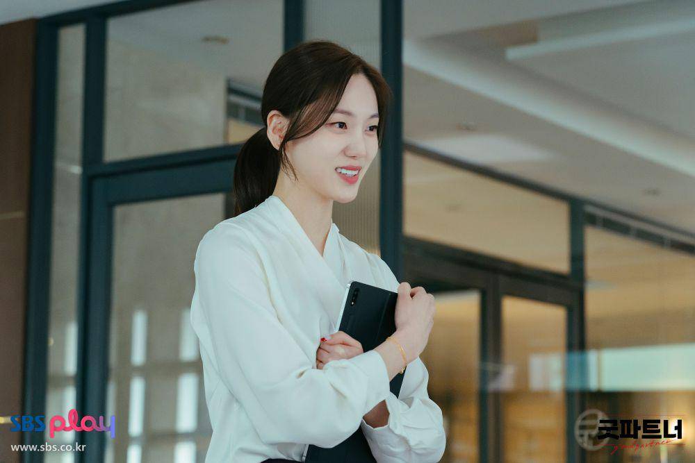 Choi Sa Ra (Han Jae Yi) di drakor Good Partner (dok. SBS/Good Partner)