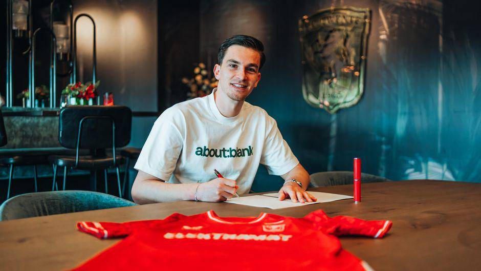 Alec Van Hoorenbeeck (fctwente.nl)