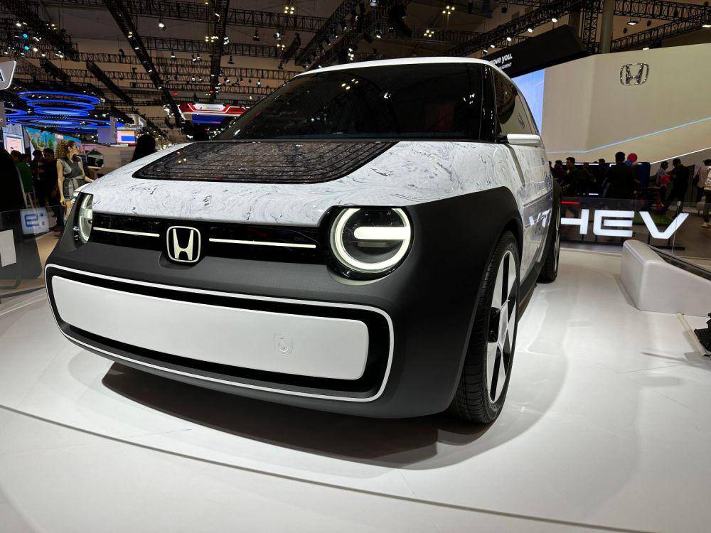 Honda pamerkan dua kendaraan listrik di GIIAS 2024 (PT HPM)