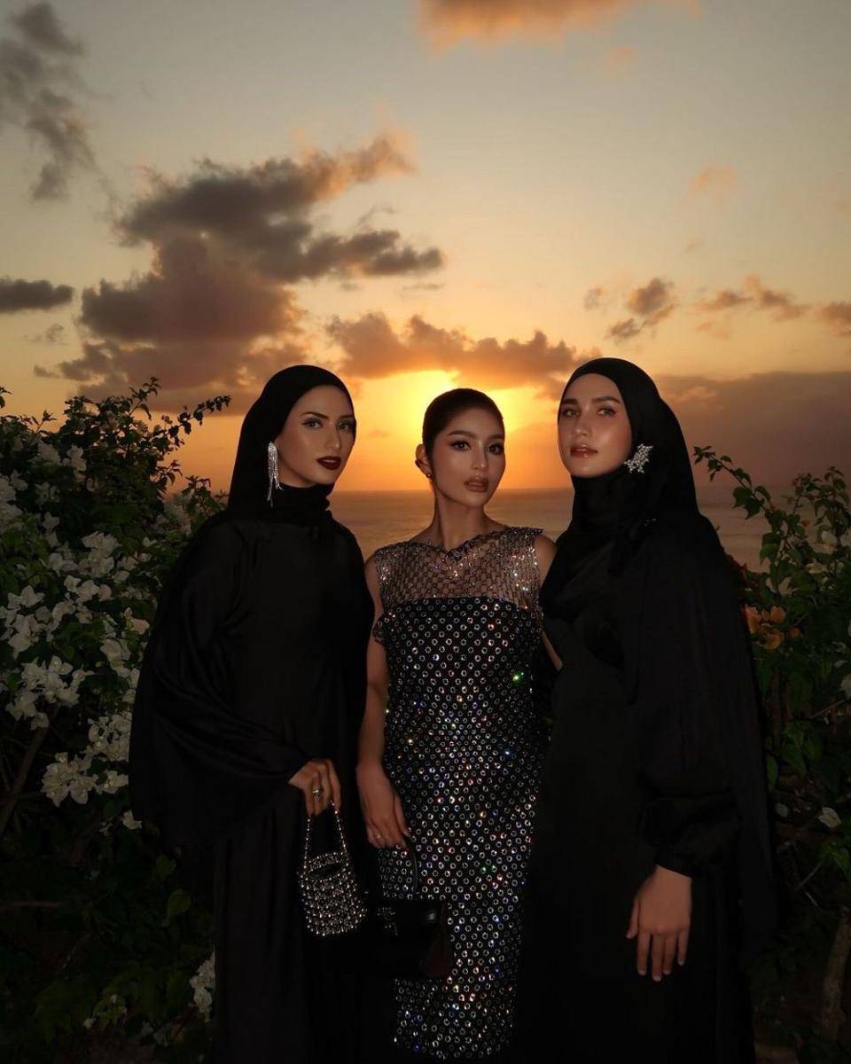 Style Artis dan Seleb di Pernikahan Salshabilla Adriani-Ibrahim. (instagram.com/miraagile)