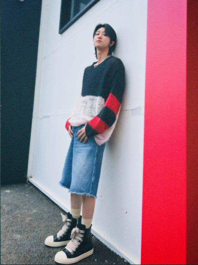 short pants ala The8 SEVENTEEN (weibo.com/徐明浩_The8)