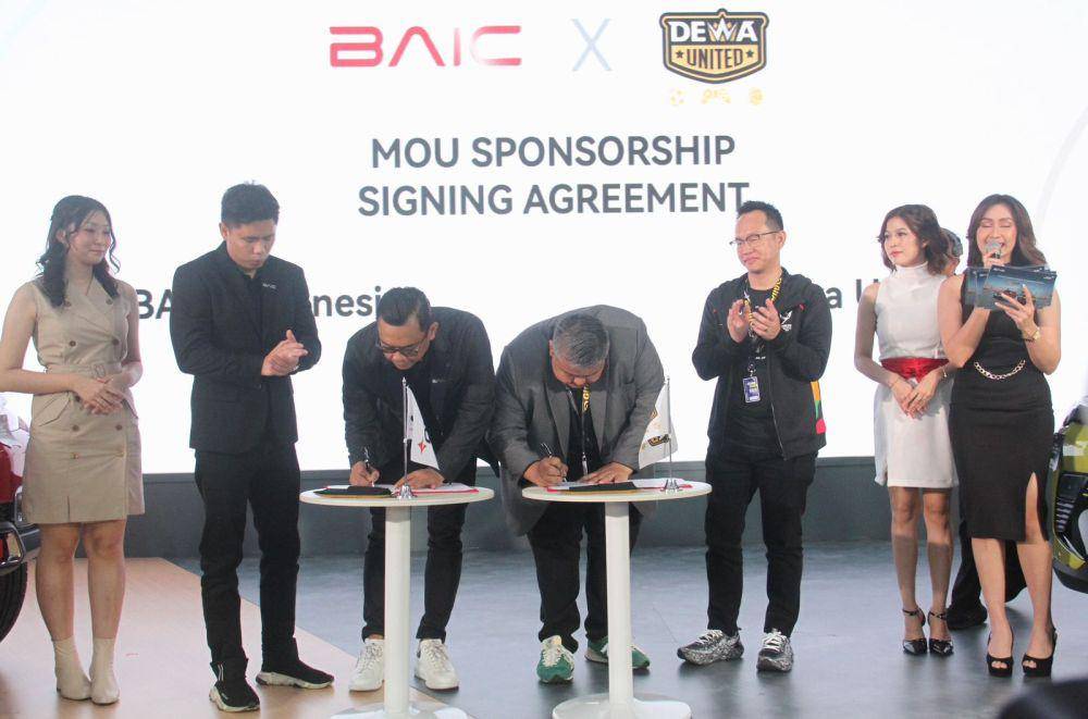 Penandatanganan kerja sama BAIC dengan Dewa United (BAIC)