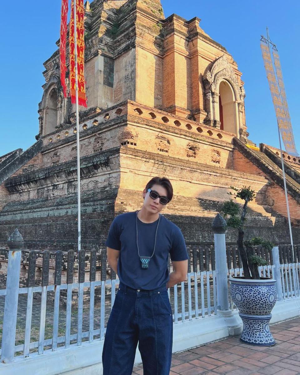 potret Mew Suppasit (instagram.com/mewsuppasit)